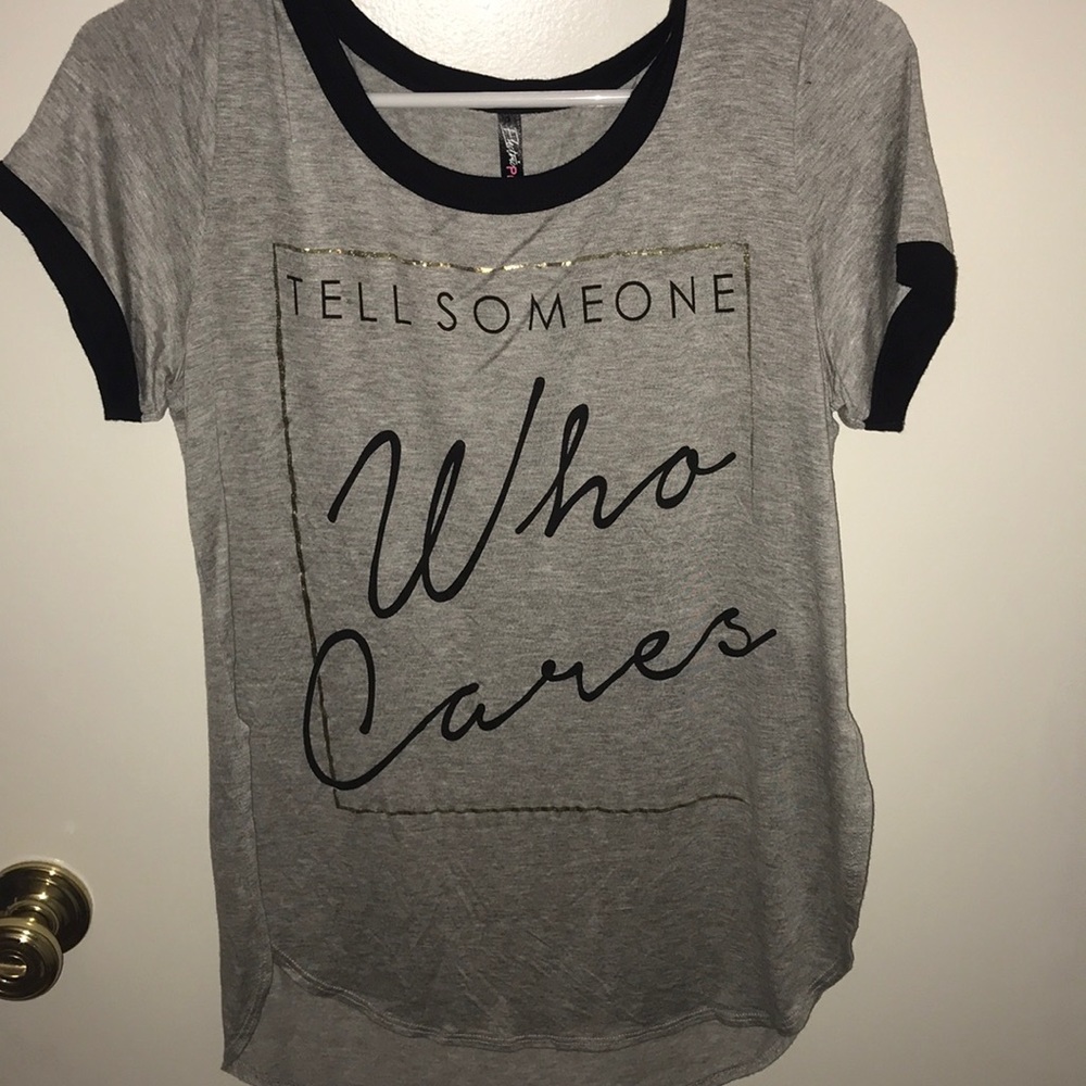 Graphic top